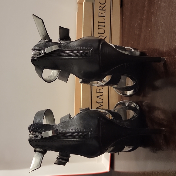 Marc Fisher MFNollie Stappy Stiletto - Picture 4 of 8